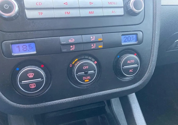 Volkswagen Golf cena 3600 przebieg: 250000, rok produkcji 2007 z Leszno małe 56